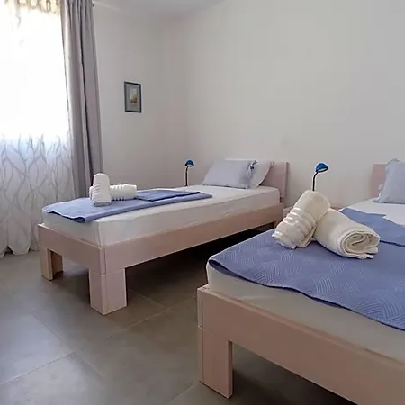 Hotel Grape Pirovac